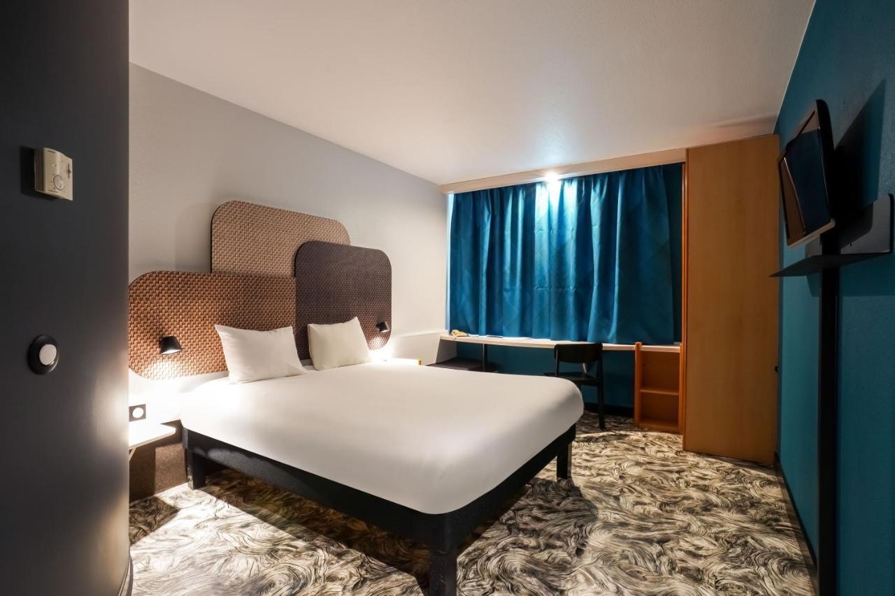 ไอบิส รัวซี ชาร์ลเดอโกล ปารีส นอร์ด 2 Hotel ภายนอก รูปภาพ