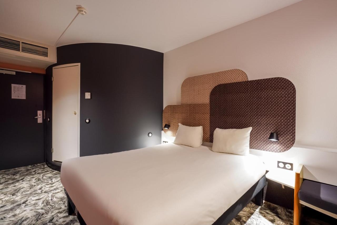 ไอบิส รัวซี ชาร์ลเดอโกล ปารีส นอร์ด 2 Hotel ภายนอก รูปภาพ